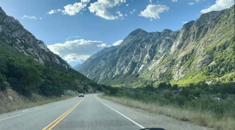 14 Scenic Little Cottonwood Canyon Hikes